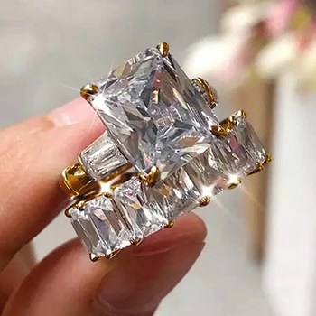 Huitan Luxury Trendy Square Cubic Cirkónium ígéretgyűrűk nőknek 2 db készlet ezüst színű / arany színű jegygyűrűk forró ékszerek